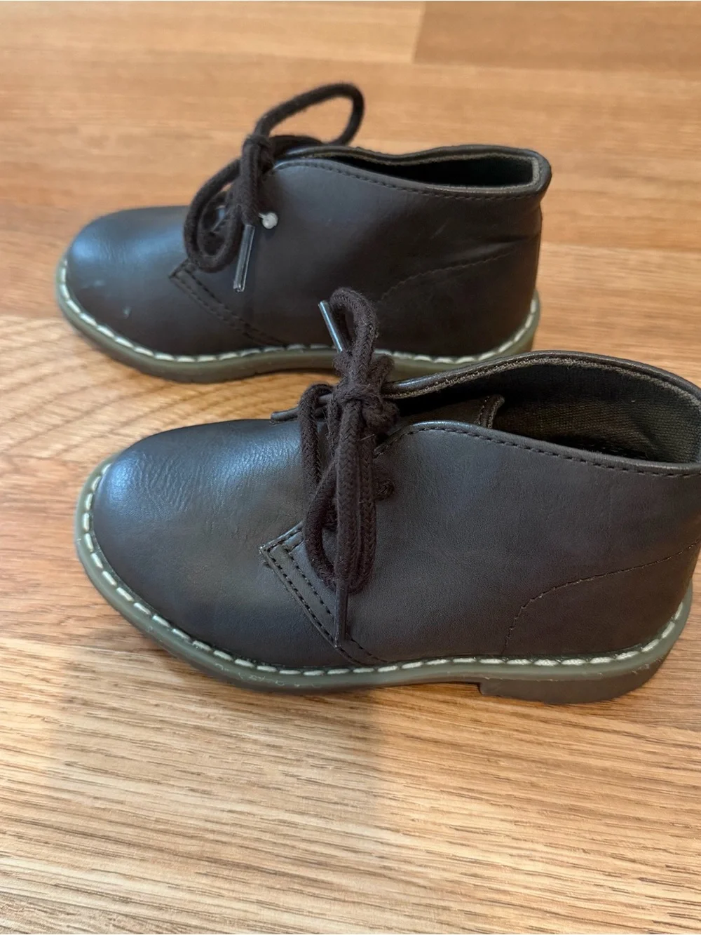 The Children’s Place Toddler Size 8 Shoes